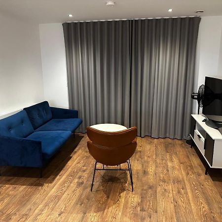Luxury 2 Bedrooms Apartment 바킹 외부 사진