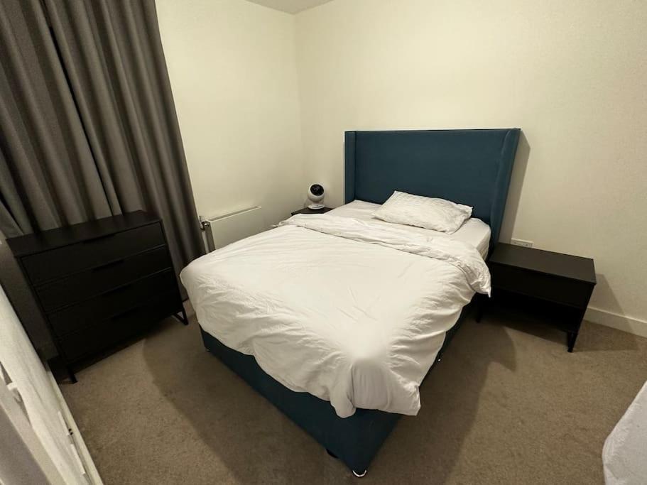 Luxury 2 Bedrooms Apartment 바킹 외부 사진