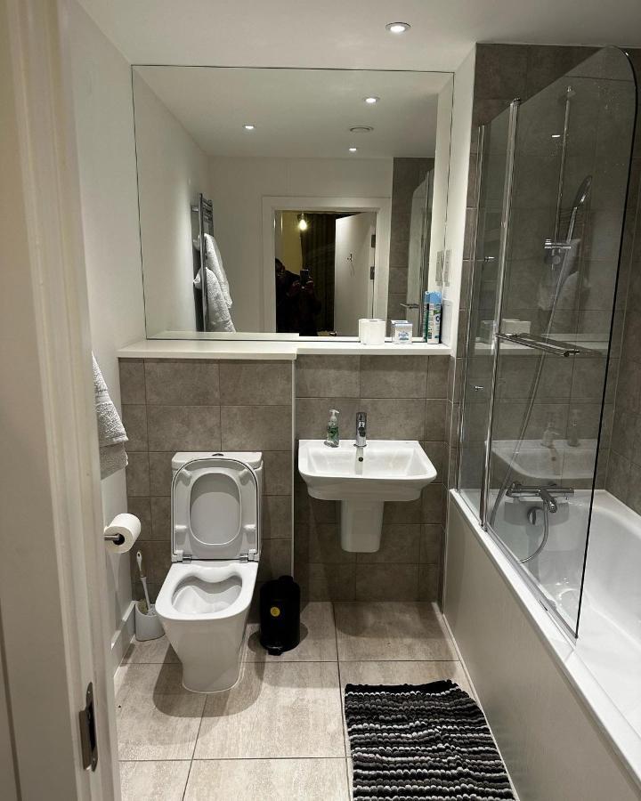 Luxury 2 Bedrooms Apartment 바킹 외부 사진