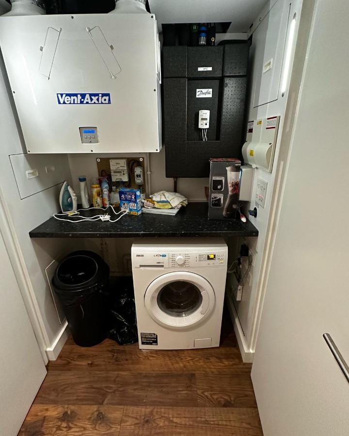 Luxury 2 Bedrooms Apartment 바킹 외부 사진