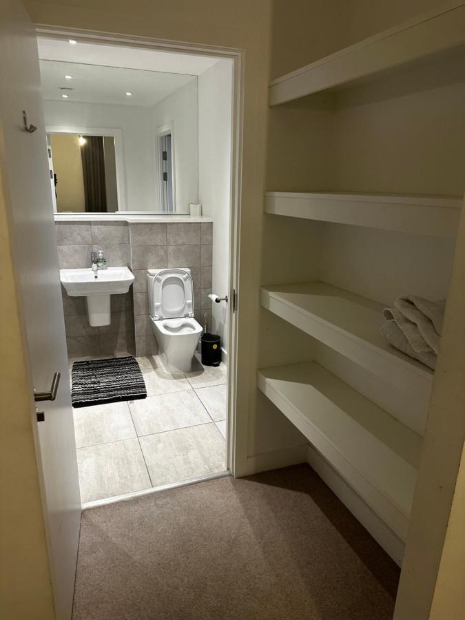 Luxury 2 Bedrooms Apartment 바킹 외부 사진